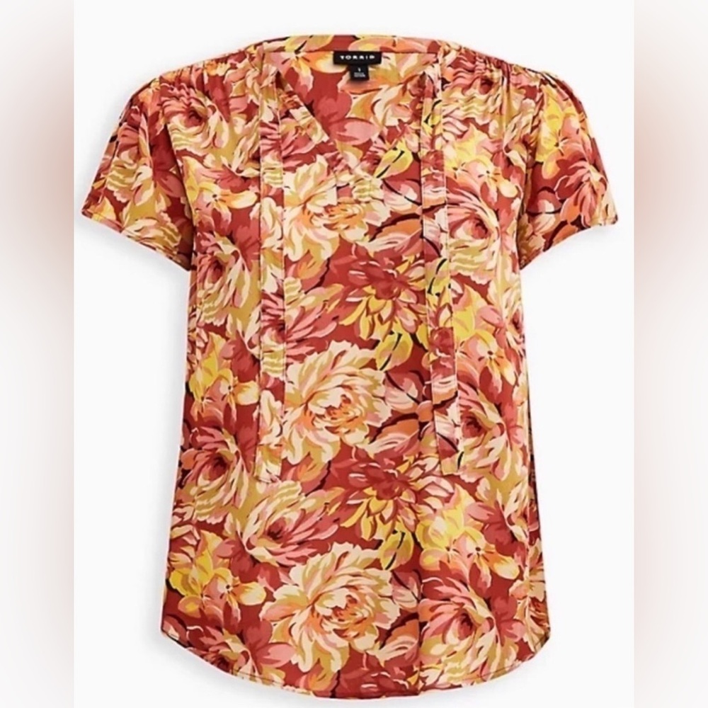 🌼 Torrid 6X Floral Tie Neck Blouse with Flutter Sleeves